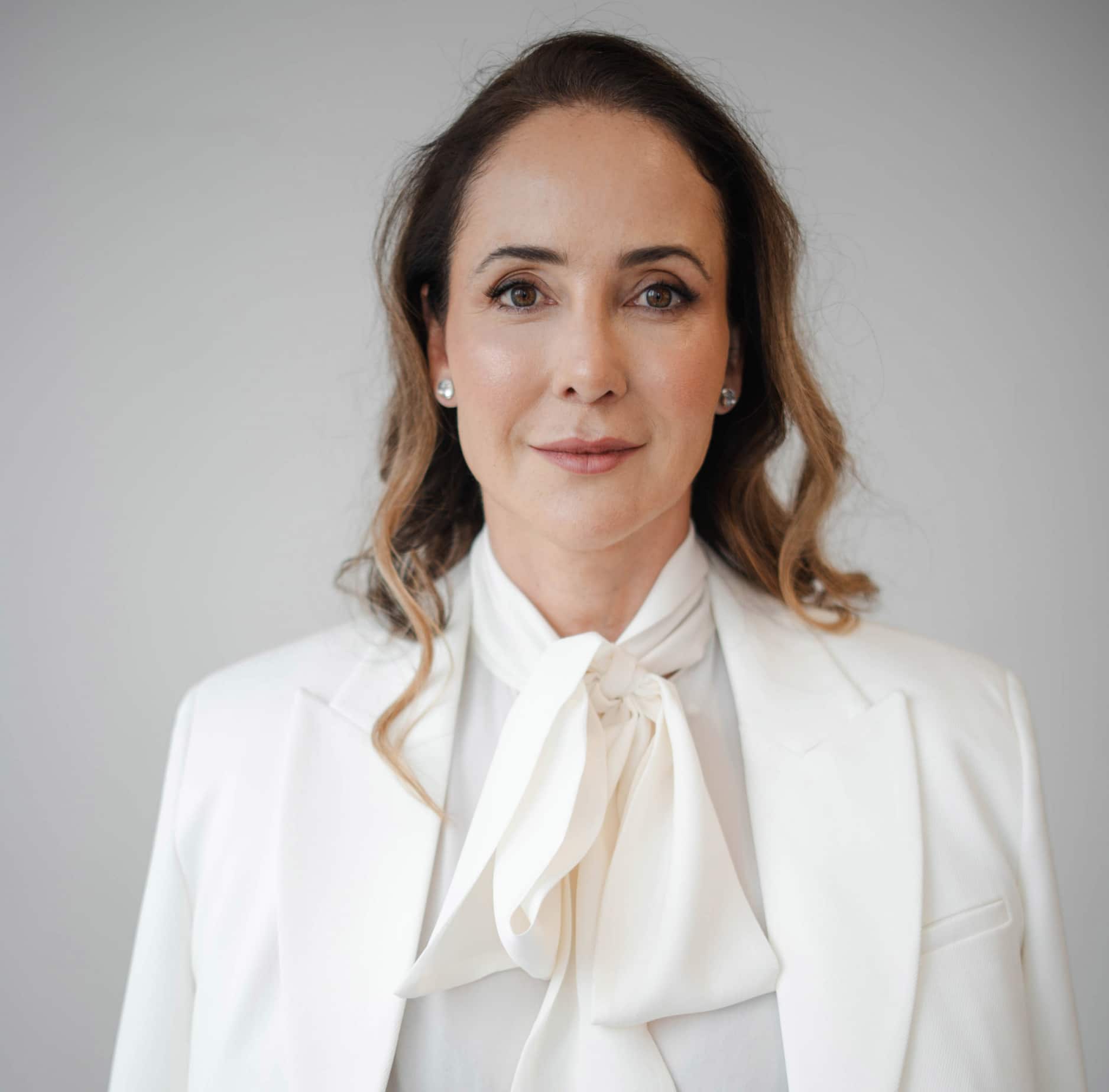 Dra. Viviane Teixeira