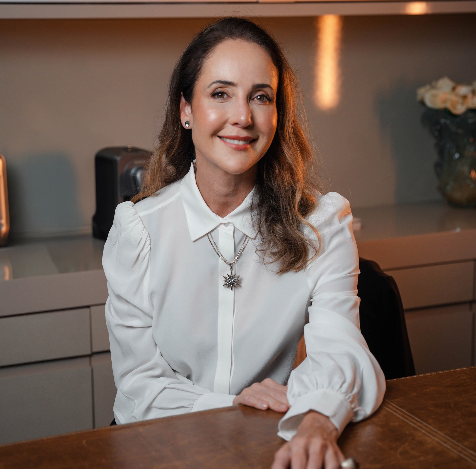 Dra. Viviane Teixeira